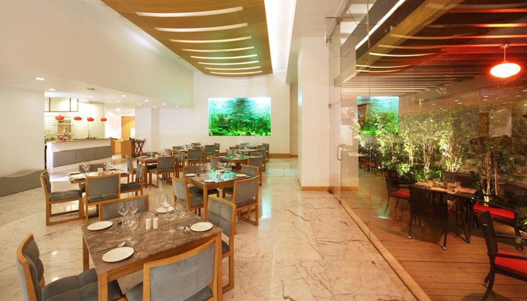 Yogi Executive, Navi Mumbai Hotel Екстериор снимка